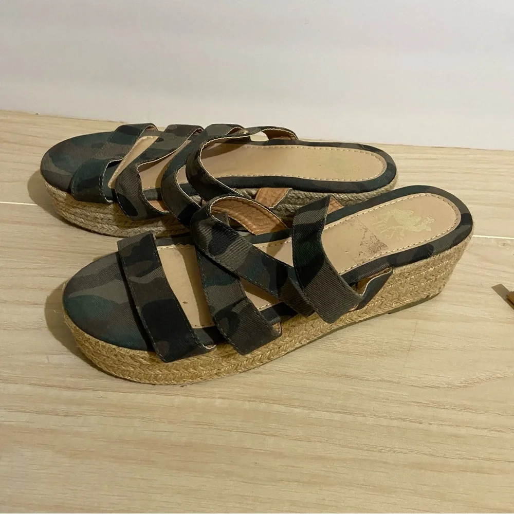 Y2K Camel Toes Camouflage Platform Sandals Burlap Boho Espadrille Wedges Size 9